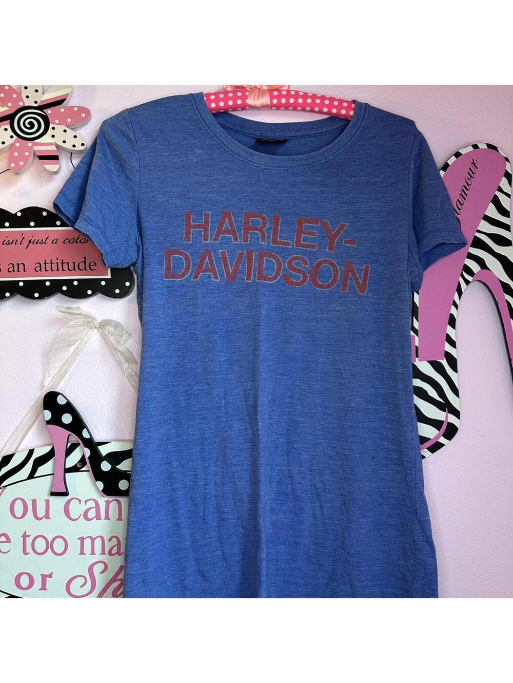 Harley Davidson tee with classic red front logo